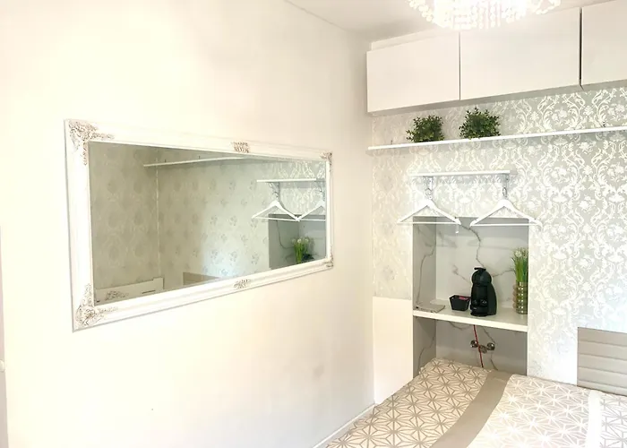 Appartement Pokoj Se Sprchovym Koutem A Toaletou *